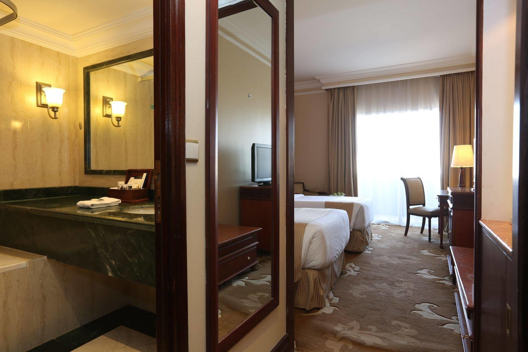 Mercure Hotel Khamis Mushayt Khamis Mushait Exteriér fotografie